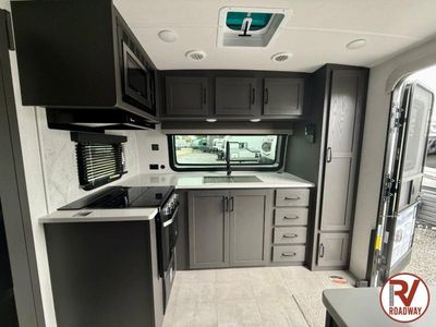 2025 Forest River RV Rockwood Ultra Lite - Photo 13
