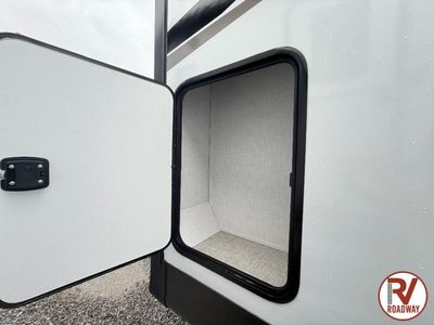 2025 Forest River RV Rockwood Ultra Lite - Photo 9