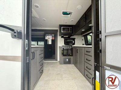 2025 Forest River RV Rockwood Ultra Lite - Photo 11