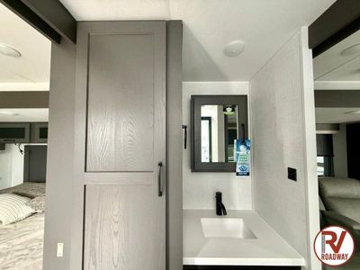 2025 Forest River RV Rockwood Ultra Lite - Photo 26