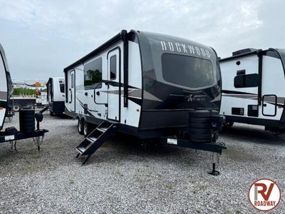 2025 Forest River RV Rockwood Ultra Lite - Photo 3