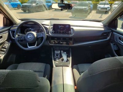 2024 Nissan Rogue — photo 16 view
