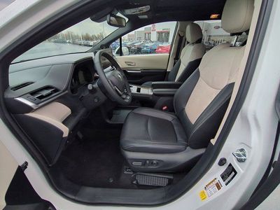 2025 Toyota Sienna - Photo 8