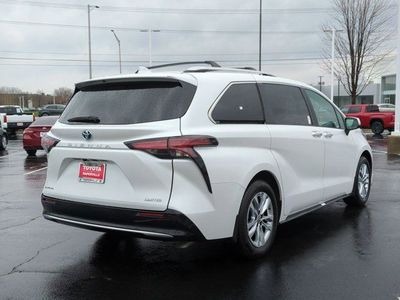 2025 Toyota Sienna - Photo 5