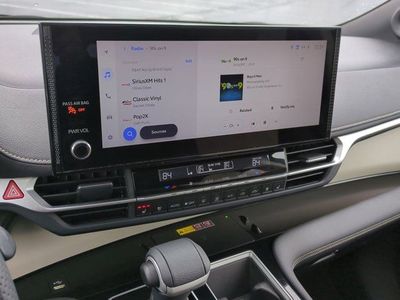 2025 Toyota Sienna - Photo 12