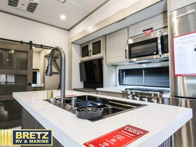 2025 Grand Design Influence - Photo 12