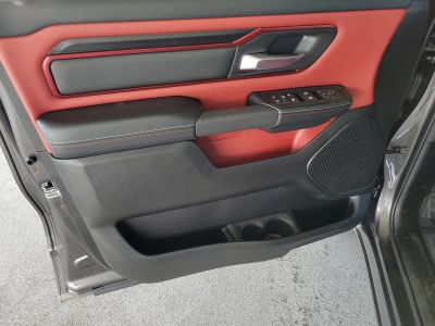 2026 Ram 1500 — photo 14 view