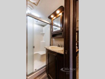 2017 Keystone RV Montana High Country — photo 18 view