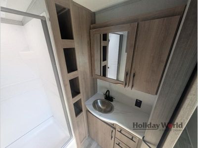 2023 Grand Design Imagine - Photo 15