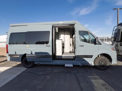 2026 Grech RV TERRENO-ION - Photo 19
