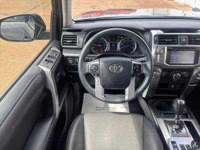 2019 Toyota 4Runner - Photo 2