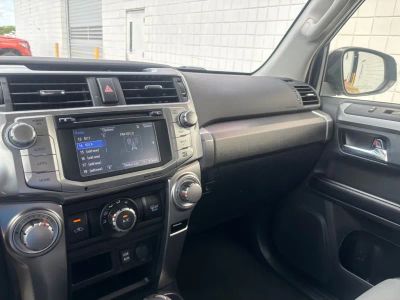 2019 Toyota 4Runner - Photo 16