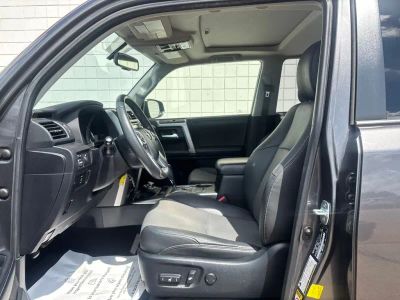 2019 Toyota 4Runner - Photo 3