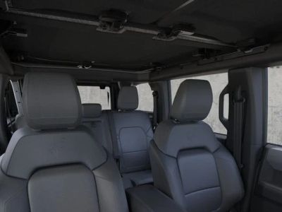 2026 Ford Bronco - Photo 12