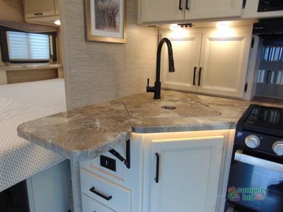 2023 Four Winds RV Chateau - Photo 21