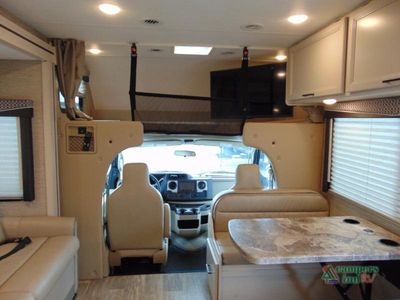 2023 Four Winds RV Chateau - Photo 11