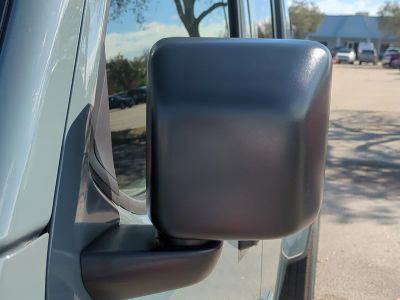 2026 Jeep Gladiator — photo 12 view