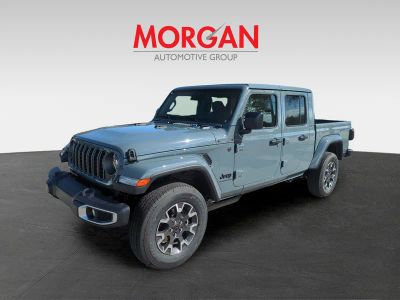 2026 Jeep Gladiator — photo 9 view