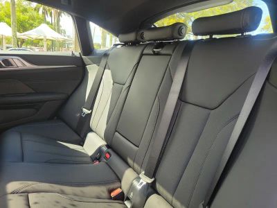 2026 BMW i4 — photo 11 view