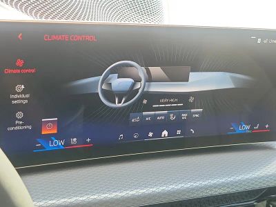 2026 BMW i4 — photo 30 view