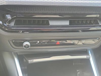 2026 BMW i4 — photo 32 view