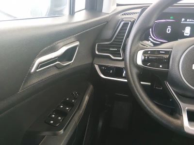 2025 Kia Sportage — photo 18 view