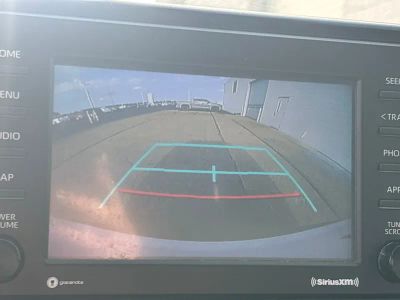 2020 Toyota RAV4 Hybrid — photo 10 view