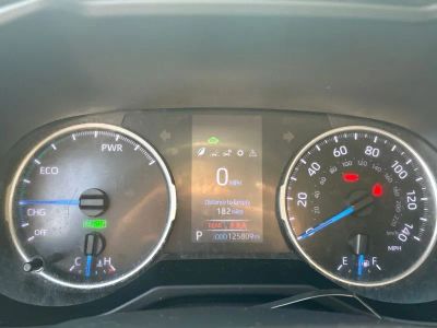 2020 Toyota RAV4 Hybrid — photo 21 view