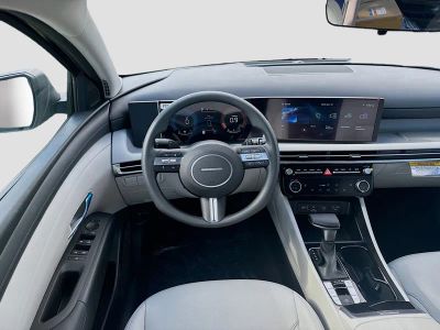 2026 Hyundai TUCSON — photo 15 view