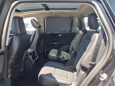 2026 Lincoln Aviator — detail view