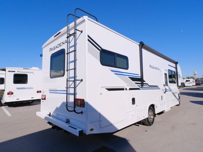 2026 Thor Motor Coach Pasadena SE - Photo 4