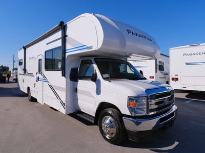 2026 Thor Motor Coach Pasadena SE - Photo 1