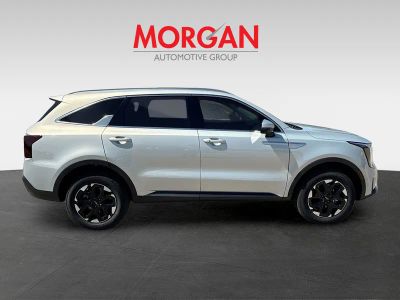 2026 Kia Sorento — engine compartment view