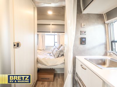 2025 Airstream Bambi - Photo 12