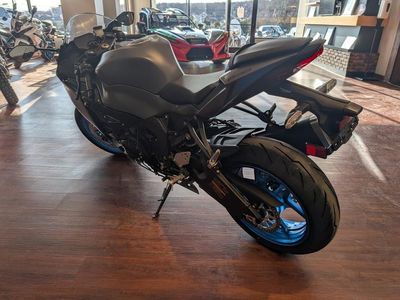 2026 Kawasaki Ninja ZX-6R - Photo 6