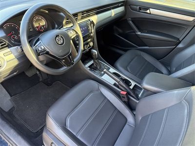 2022 Volkswagen Passat - Photo 4
