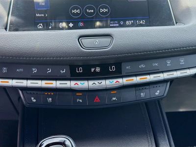 2023 Cadillac XT4 — photo 12 view