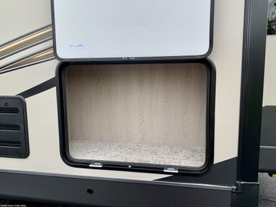 2022 Forest River Rockwood Ultra Lite - Photo 6