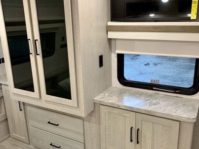 2022 Forest River Rockwood Ultra Lite - Photo 32
