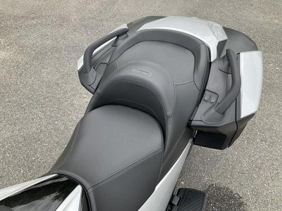2025 Can-Am Spyder RT Rotax 1330 ACE - Photo 16