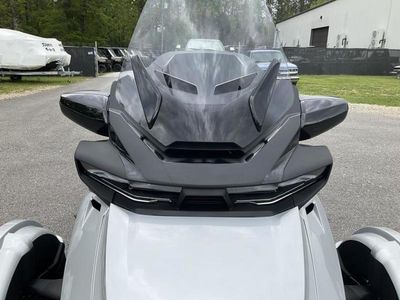 2025 Can-Am Spyder RT Rotax 1330 ACE - Photo 3