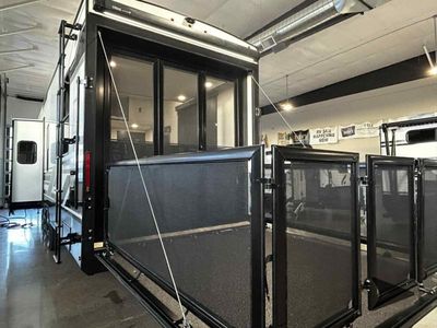 2026 Grand Design Momentum G-Class - Photo 7