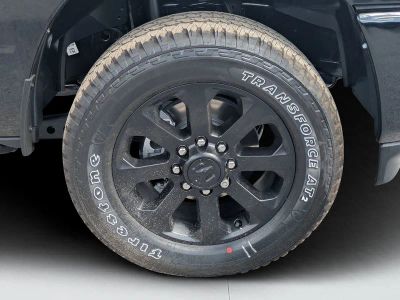 2026 Ram 2500 — photo 9 view