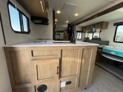 2024 Coachmen Freedom Express Ultra Lite - Photo 16