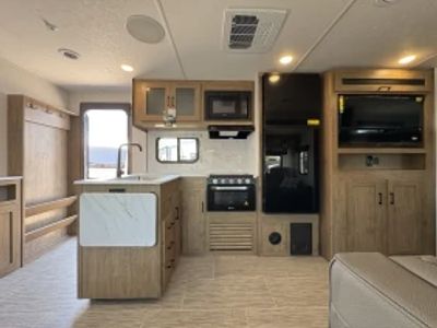 2024 Coachmen Freedom Express Ultra Lite - Photo 17