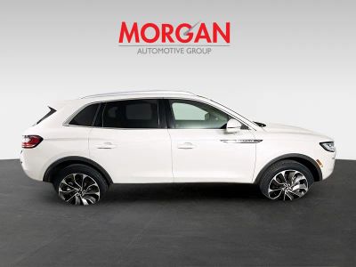 2021 Lincoln Nautilus — side profile view