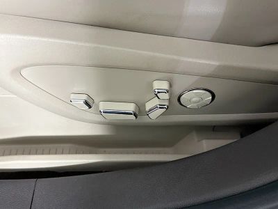2021 Lincoln Nautilus — photo 21 view