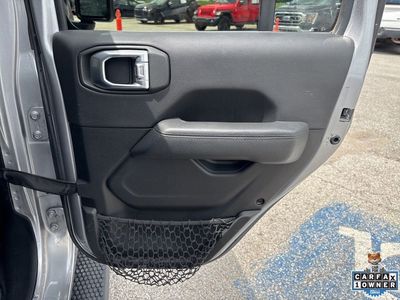 2020 Jeep Wrangler — photo 39 view
