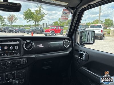 2020 Jeep Wrangler — photo 46 view