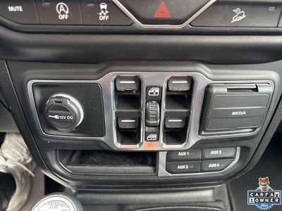 2020 Jeep Wrangler — photo 64 view